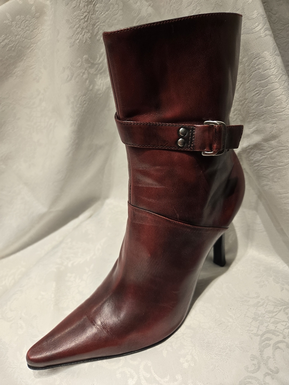 NINE WEST Women’s Burgundy Genuine Leather Pointed-Toe Mid-Calf 9M Boots Buckles